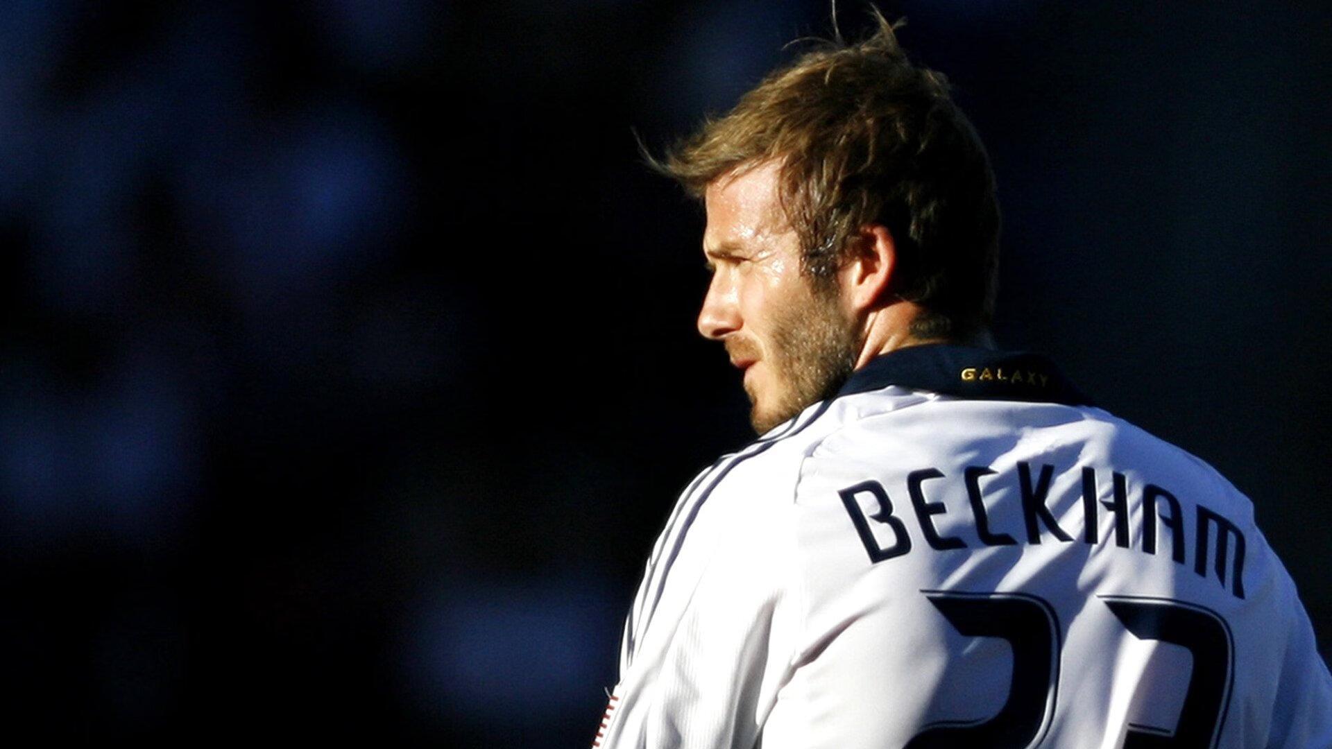 狂热与温情并存,全球球迷文化如何塑造现代体育精神