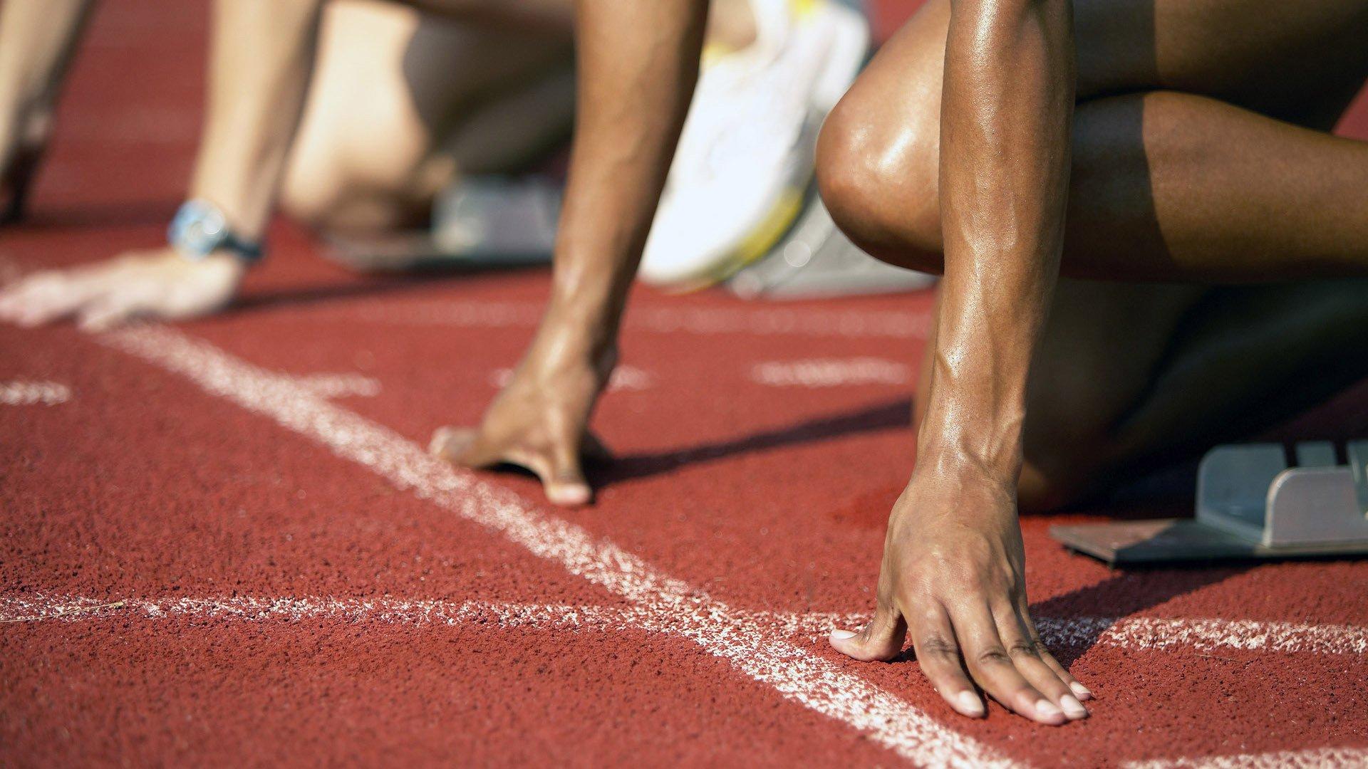 中国滑雪健儿闪耀国际赛场，谷爱凌再夺世界杯分站赛冠军