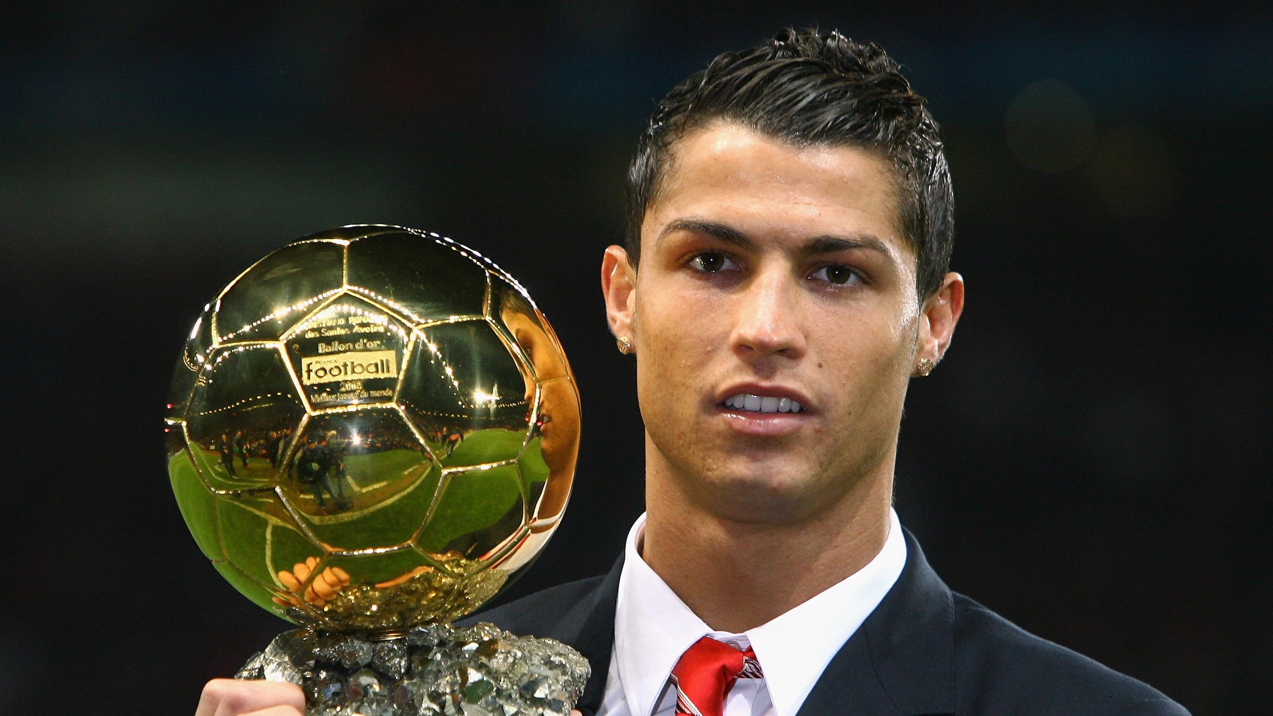 中国冰雪运动蓬勃发展，冬奥效应持续升温