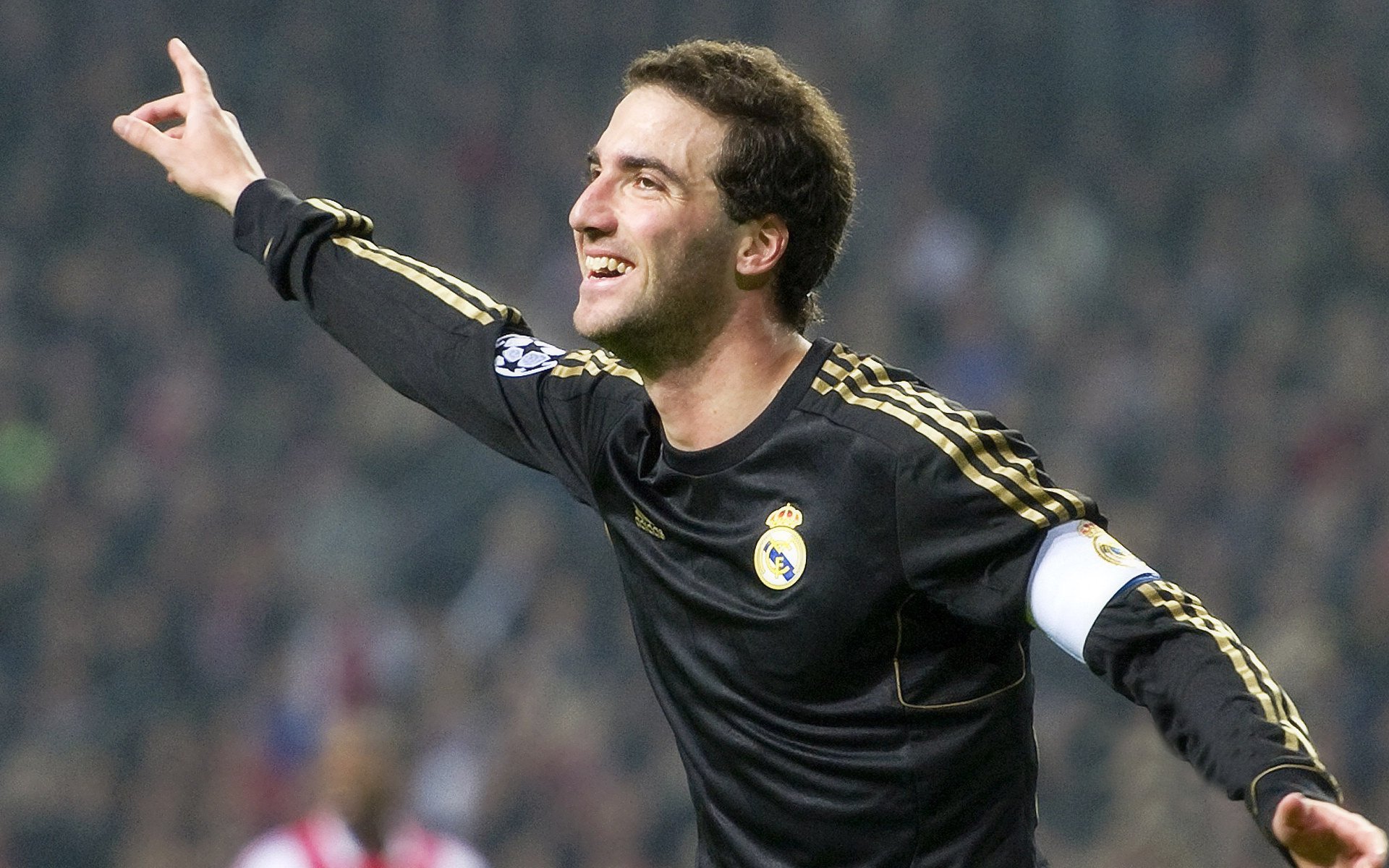 体育科技革新竞技场，智能装备与数据分析如何重塑现代体育