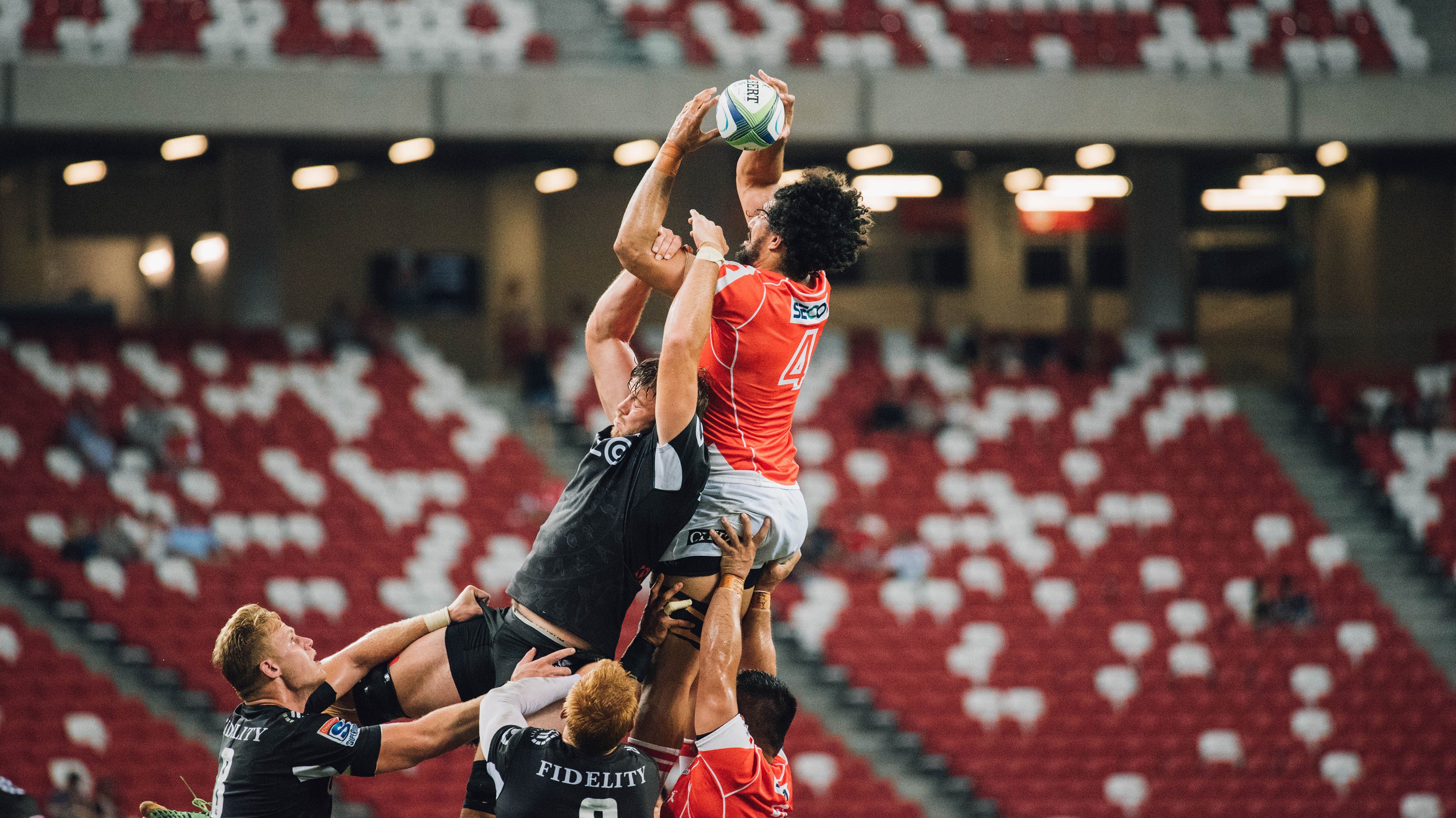 中国冰壶队世锦赛表现亮眼 新生代选手展现强劲实力